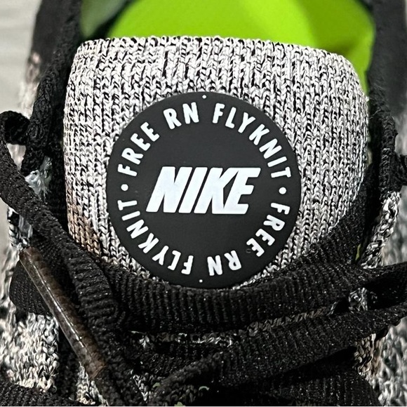 Nike Free Run Flyknit 2018. Mens. 942838-101 - Picture 5 of 9